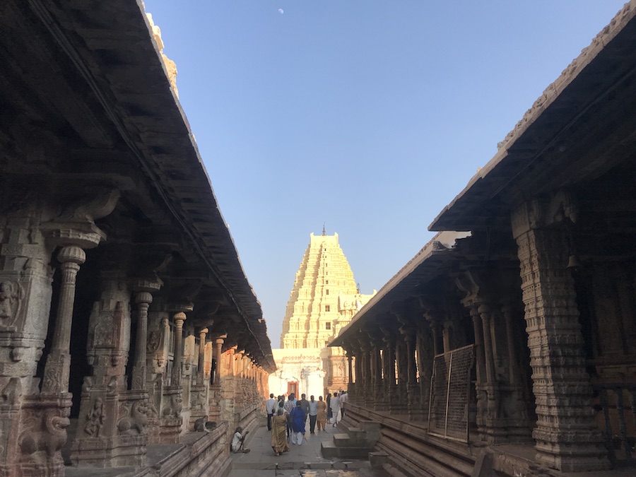 80P1VM/75: Ruinas de un imperio, en Hampi